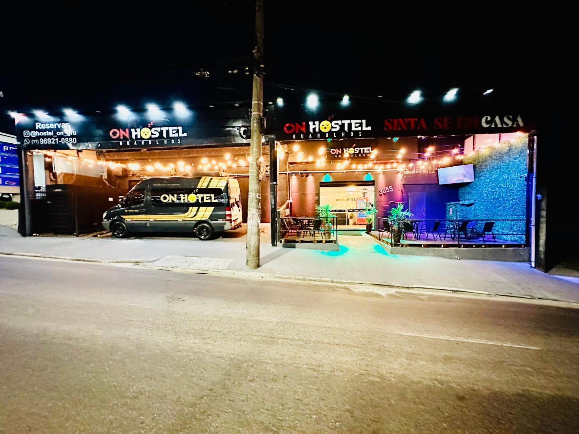 On Hostel II Gru Aeroporto Translado 24 Hs Гуарульюс Экстерьер фото